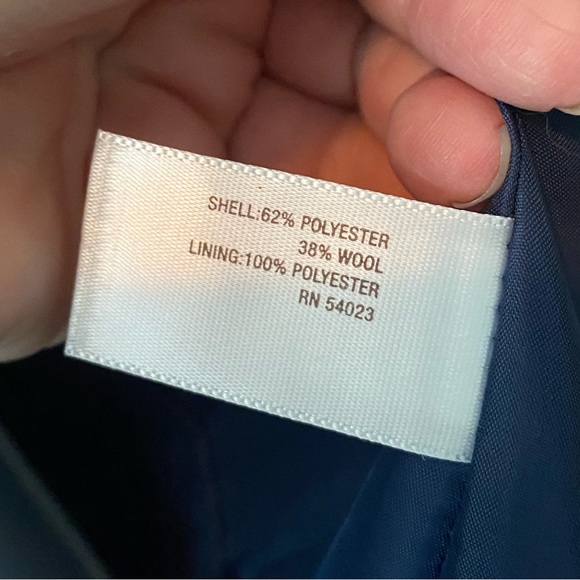 Beautiful double-breasted wool-blend winter coat - Picture 5 of 6